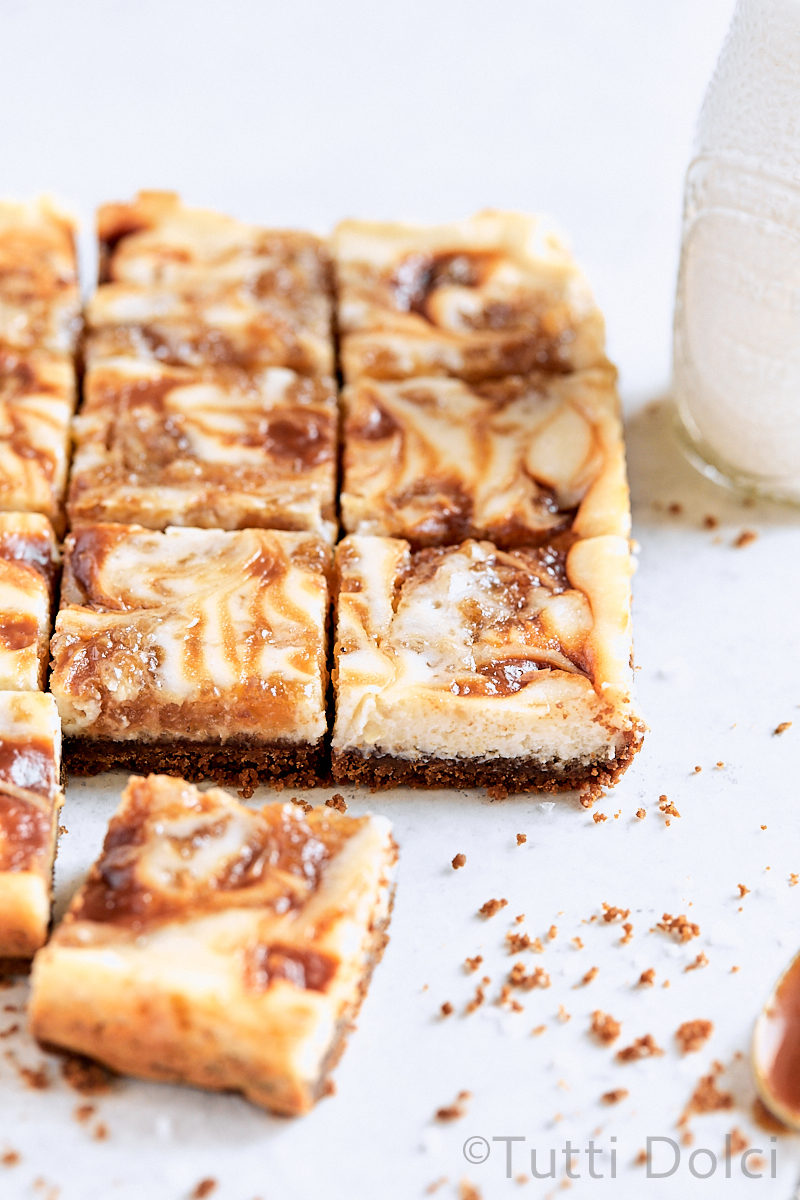 apple butter biscoff cheesecake bars