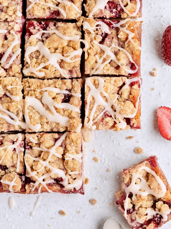Brown Butter Strawberry Crumb Bars