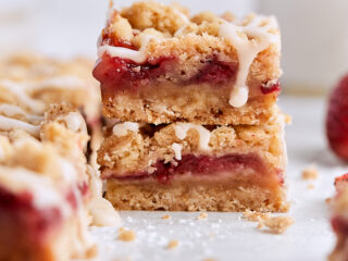 Brown Butter Strawberry Crumb Bars