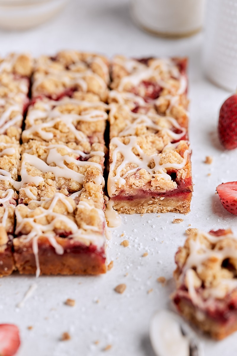 Brown Butter Strawberry Crumb Bars