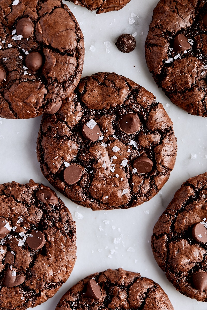 Baked cookies sprinkled with flaky salt